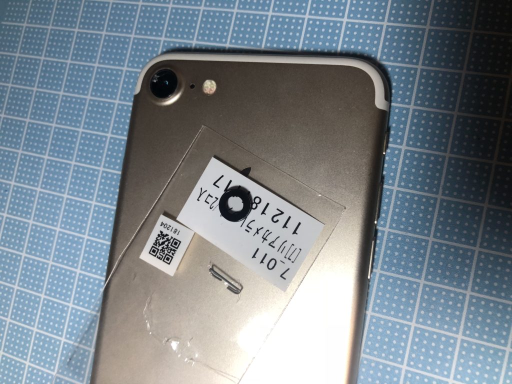 iPhone7修理,iPhone7カメラレンズ割れ,iPhone7カメラレンズ交換 ニュートンファクトリー